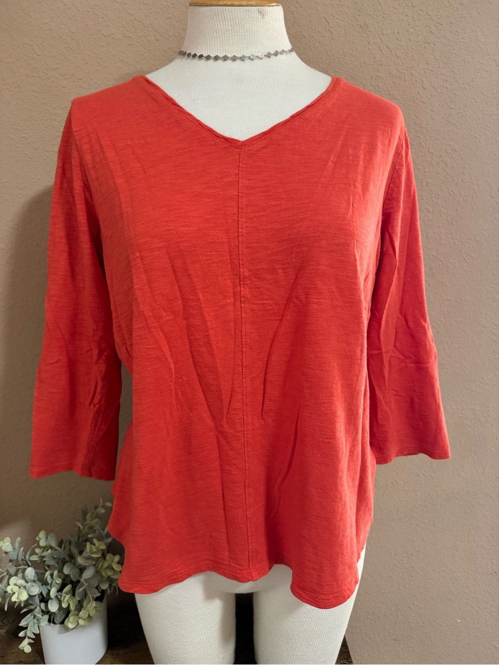Chico's Coral V-Neck Quarter Sleeve Top - Ultimate Tee